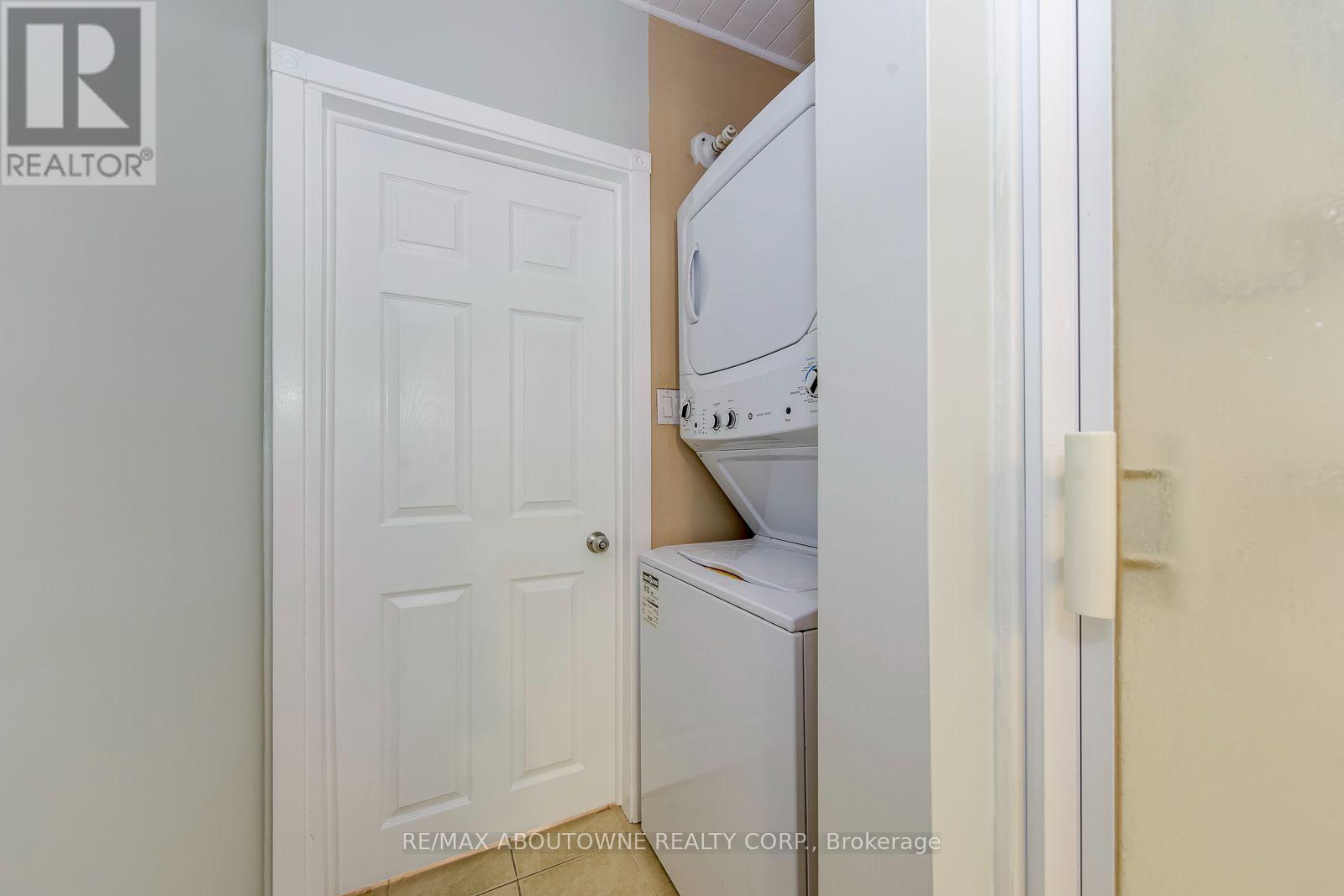 100 Grant Avenue Property Photo 30