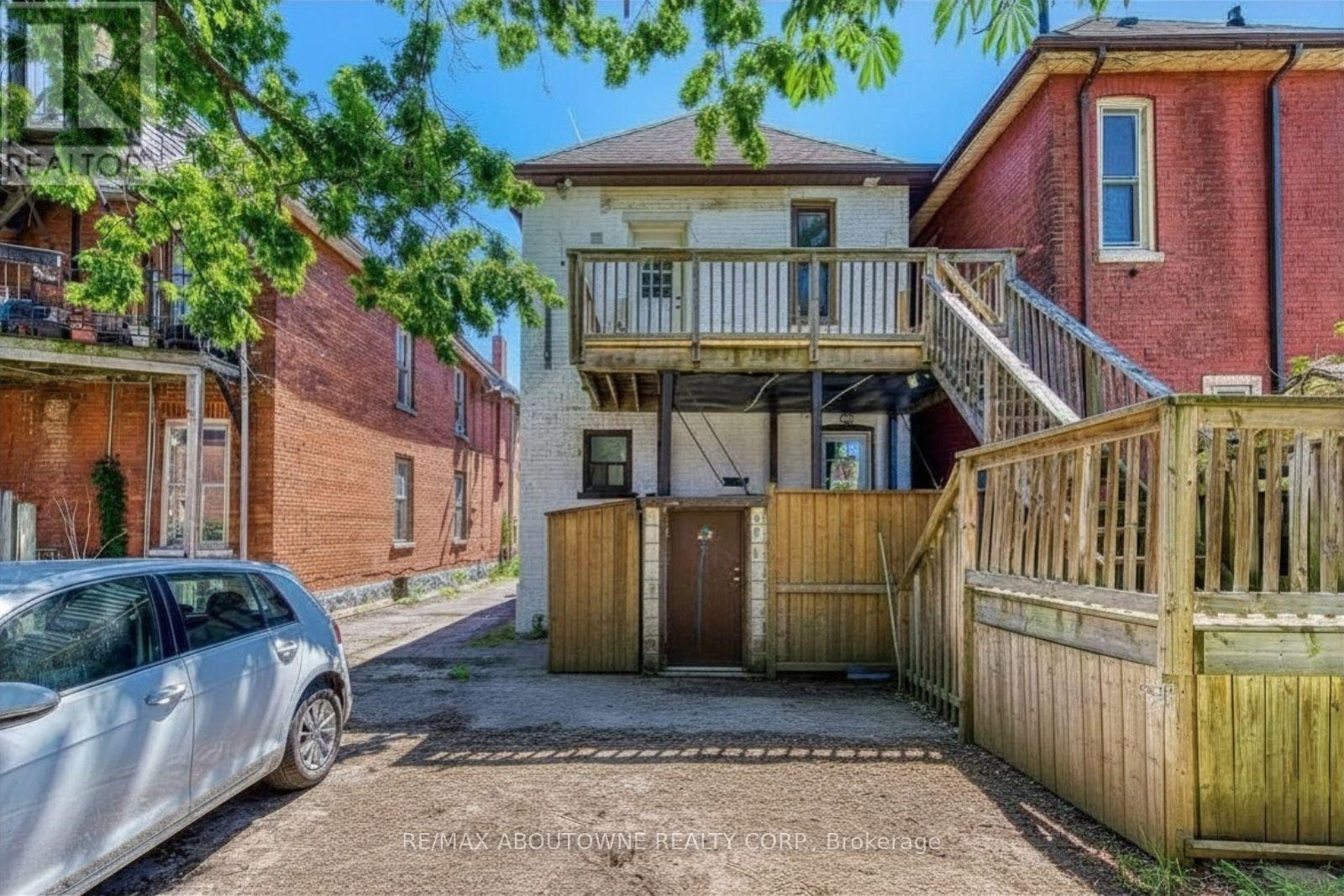 100 Grant Avenue Property Photo 33