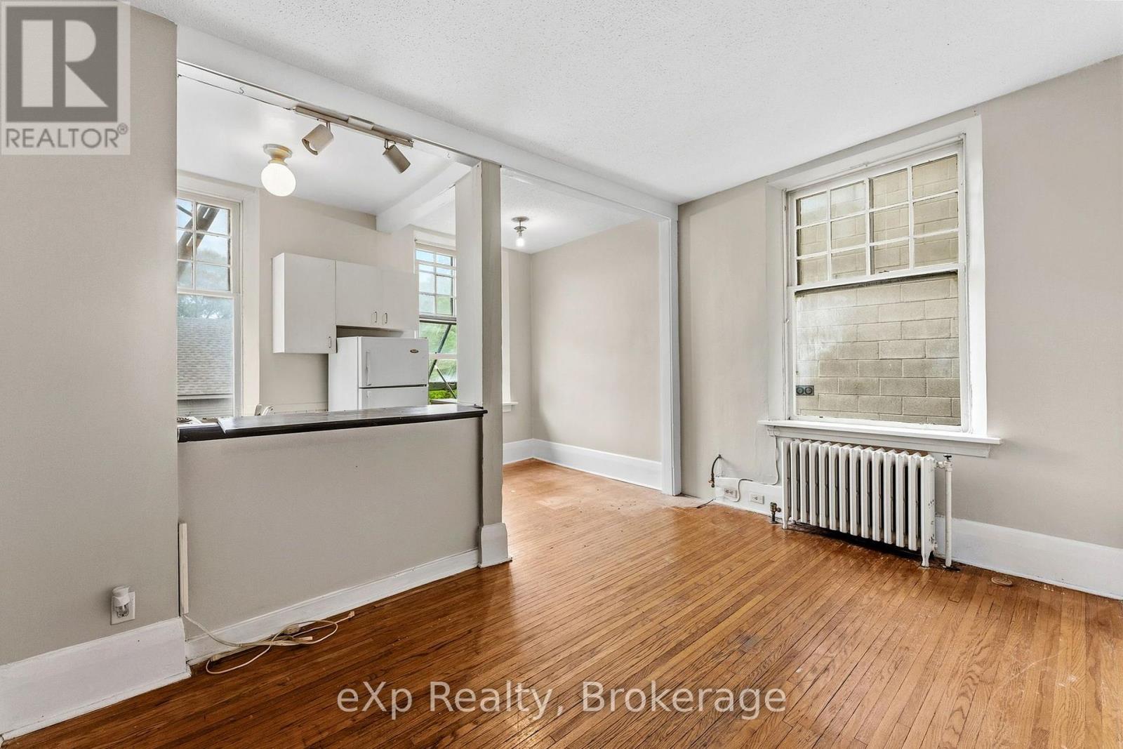 25 - 109 Downie Street Property Photo 2