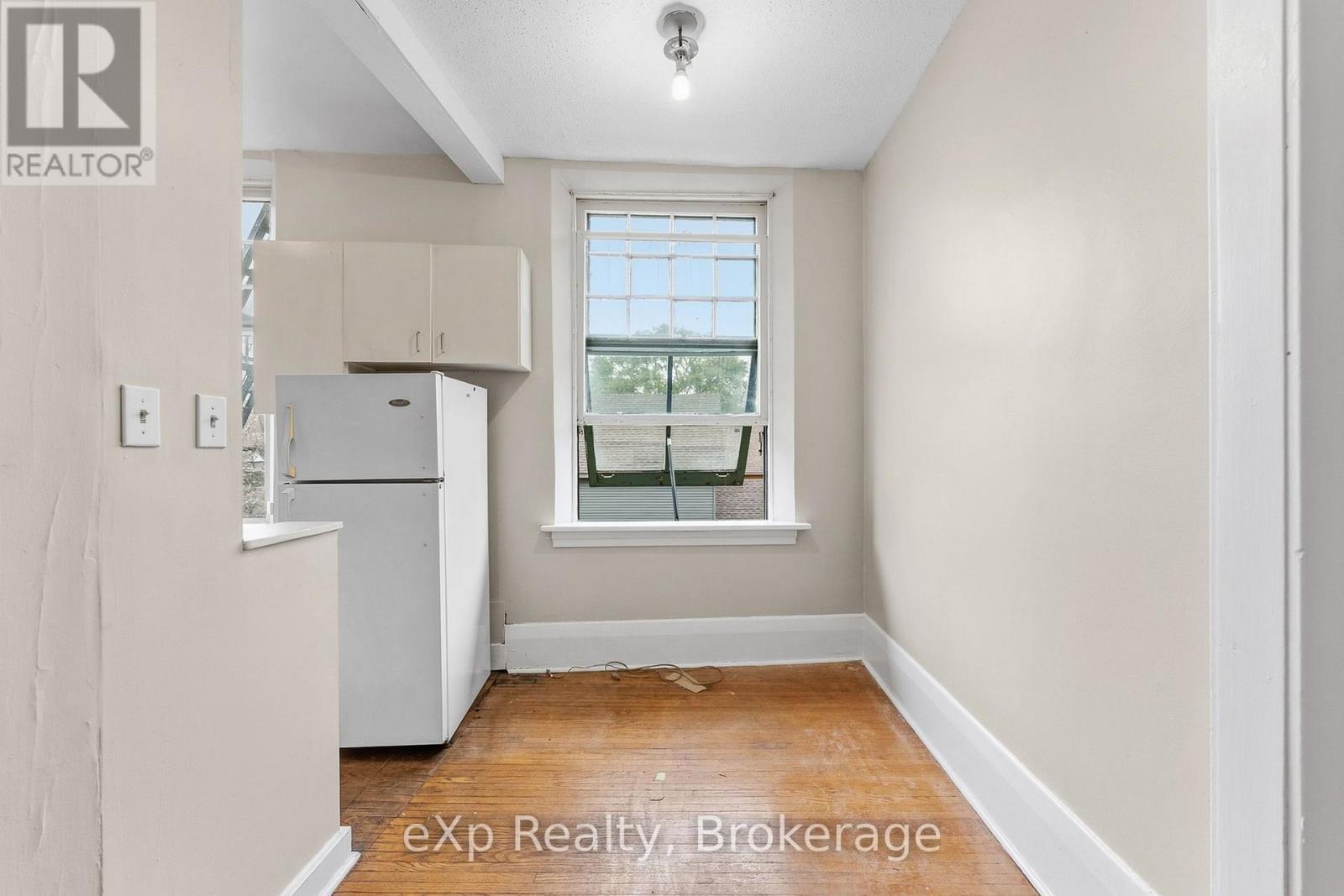 25 - 109 Downie Street Property Photo 4