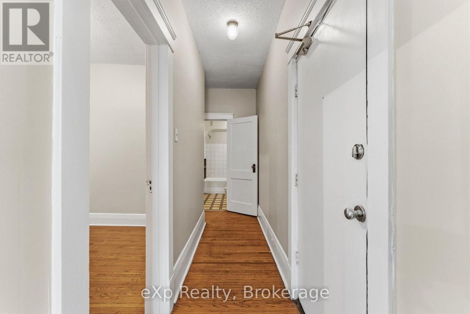25 - 109 Downie Street Property Photo 7