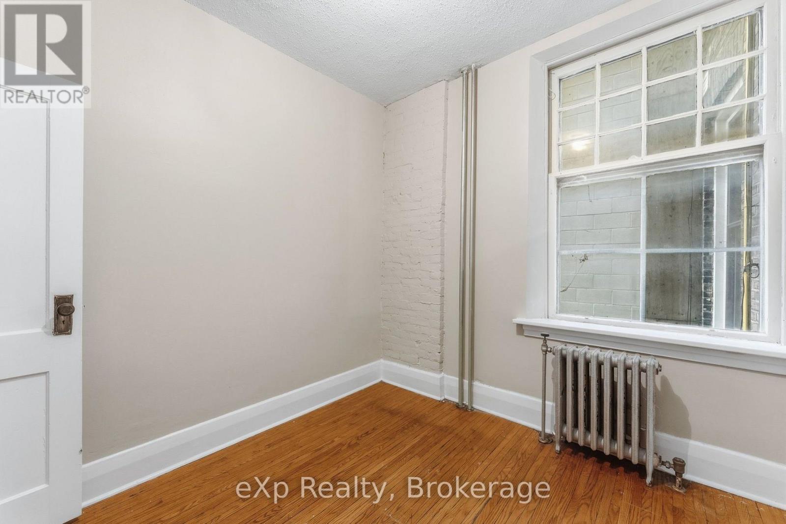 25 - 109 Downie Street Property Photo 9