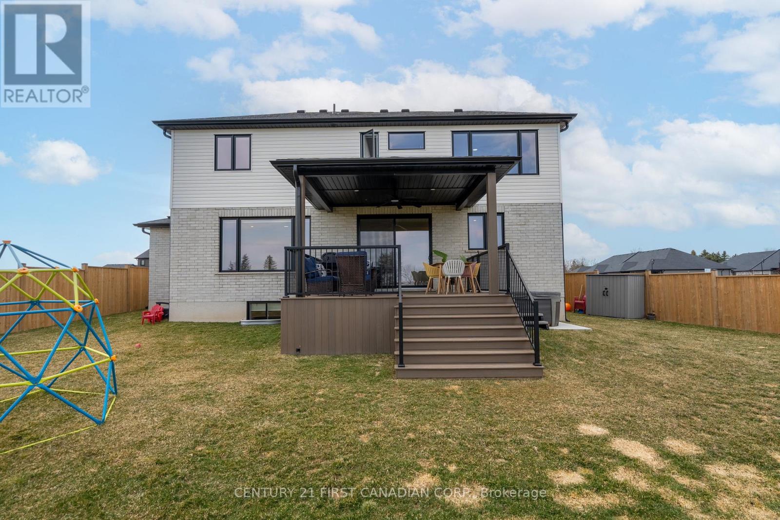 24 Postma Crescent Property Photo 42