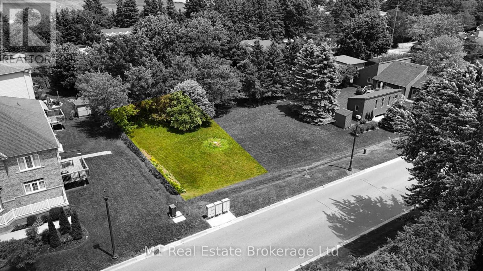 Steele Street Property Photo 4