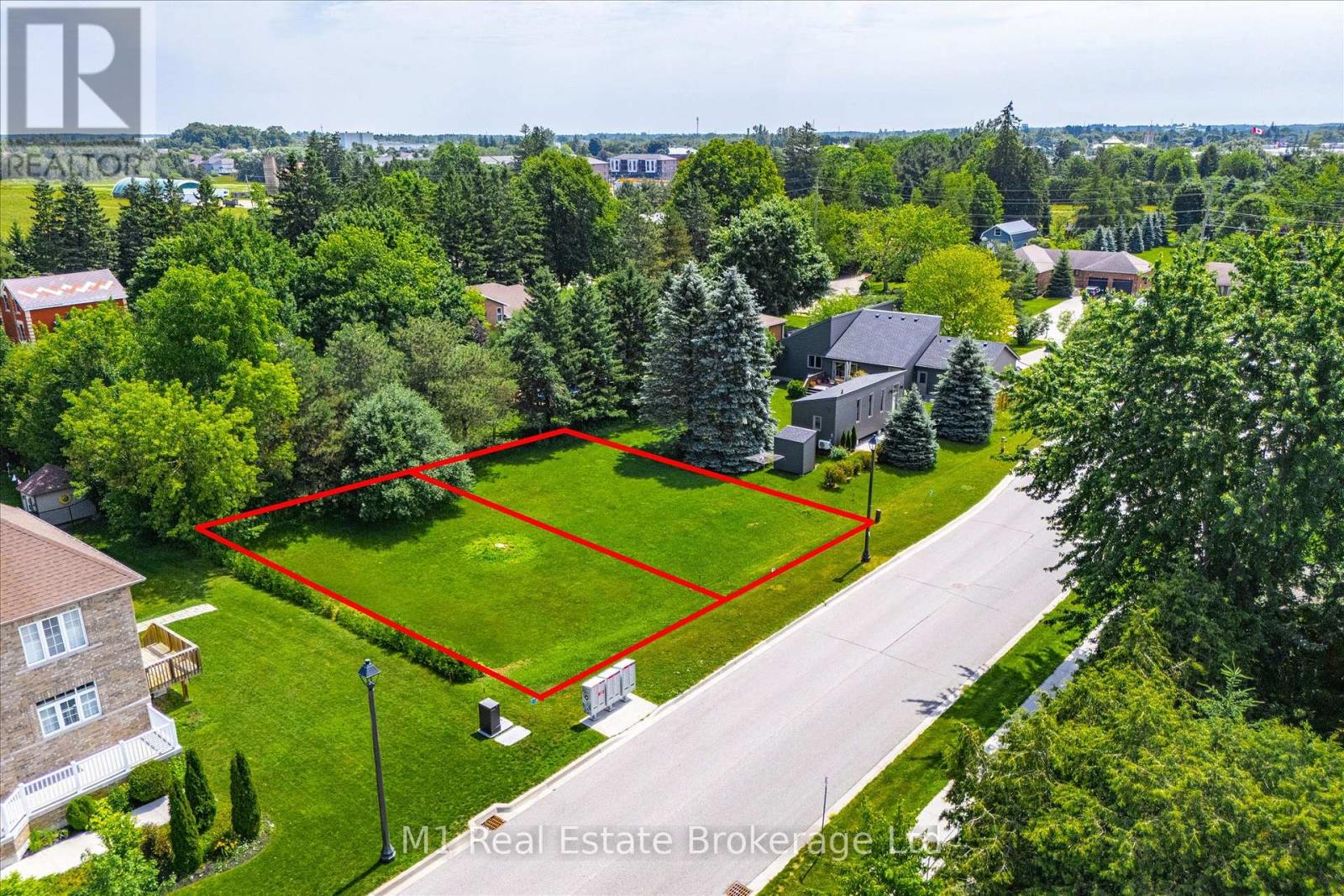 Steele Street Property Photo 13