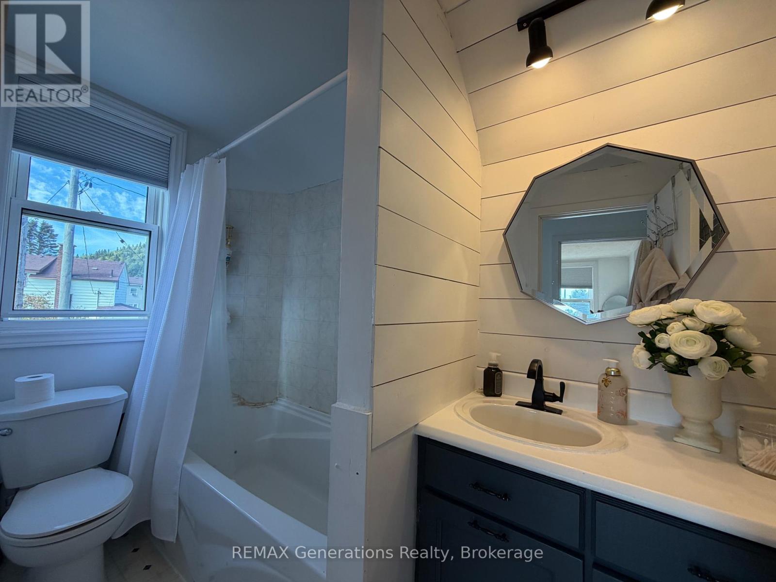 77 Yawkey Avenue Property Photo 15
