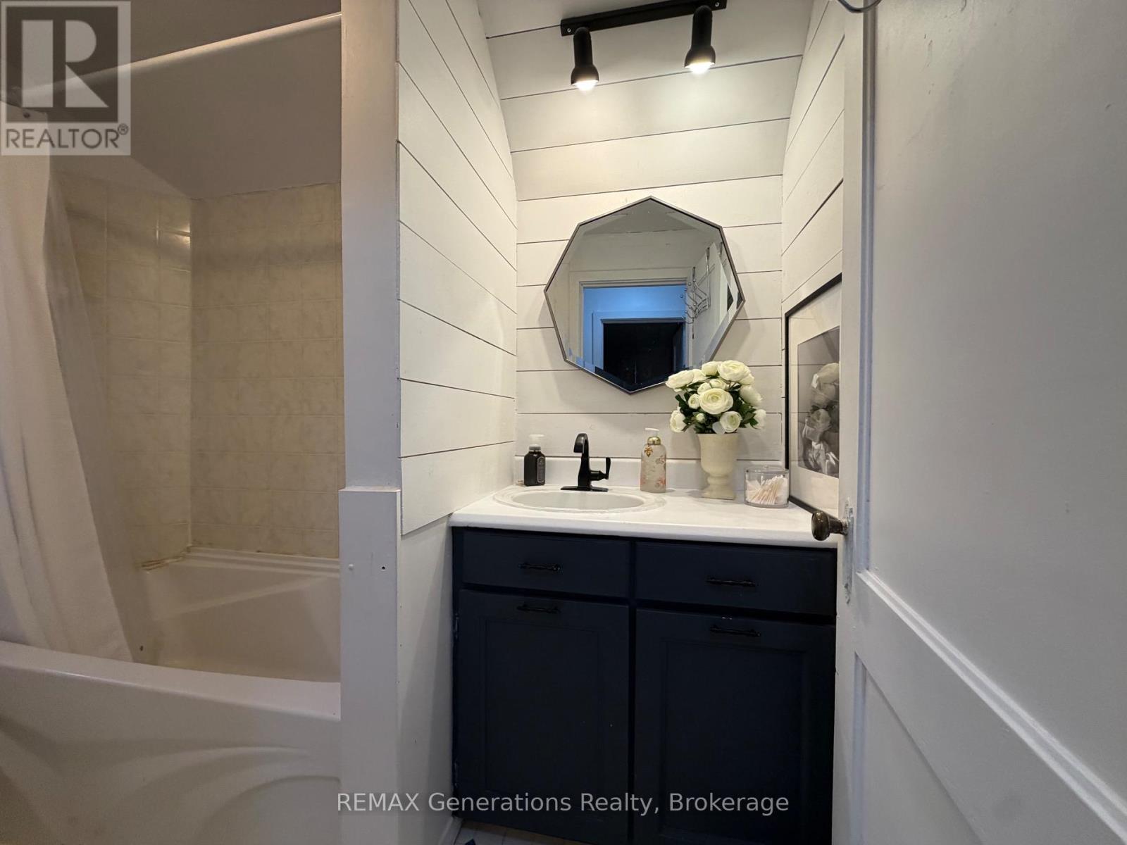 77 Yawkey Avenue Property Photo 16