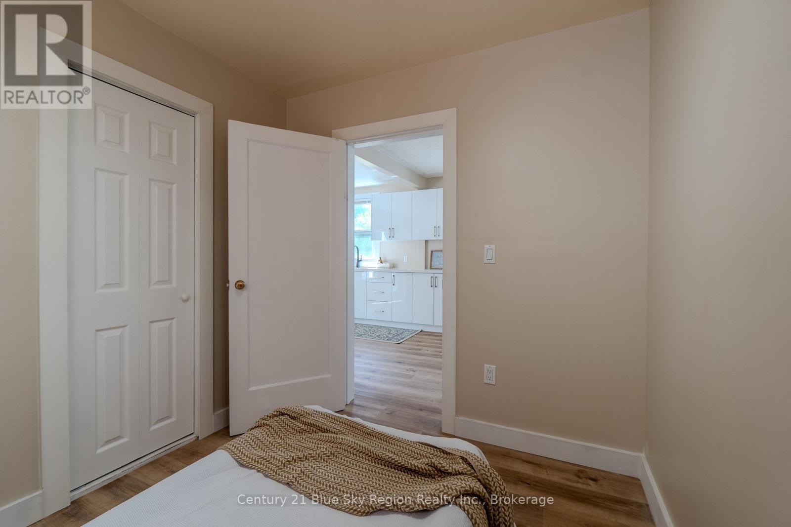 452 King Street W Property Photo 22