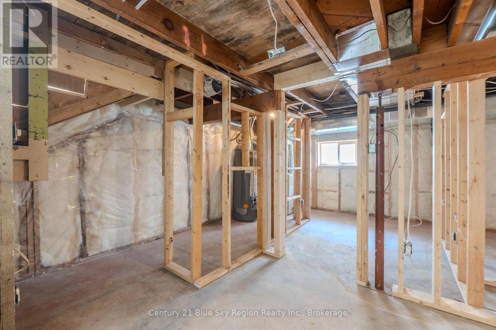 452 King Street W Property Photo 24