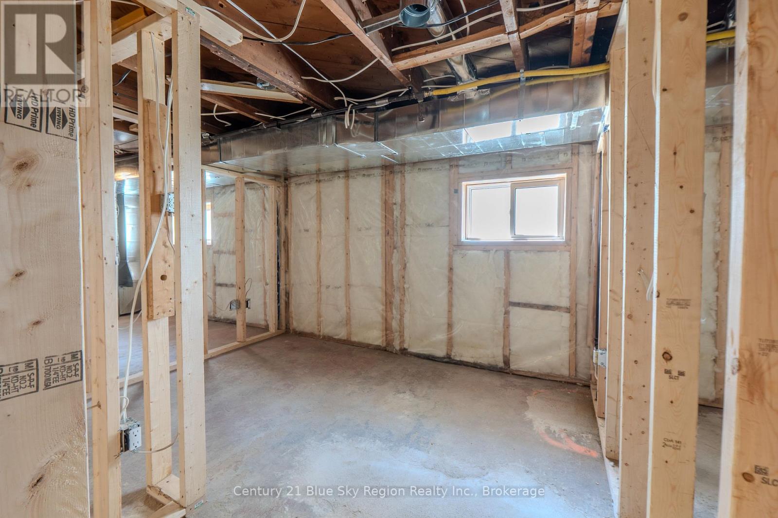 452 King Street W Property Photo 25