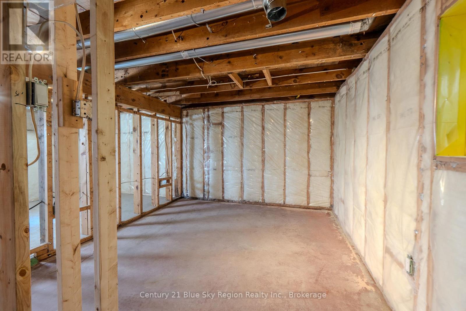 452 King Street W Property Photo 28