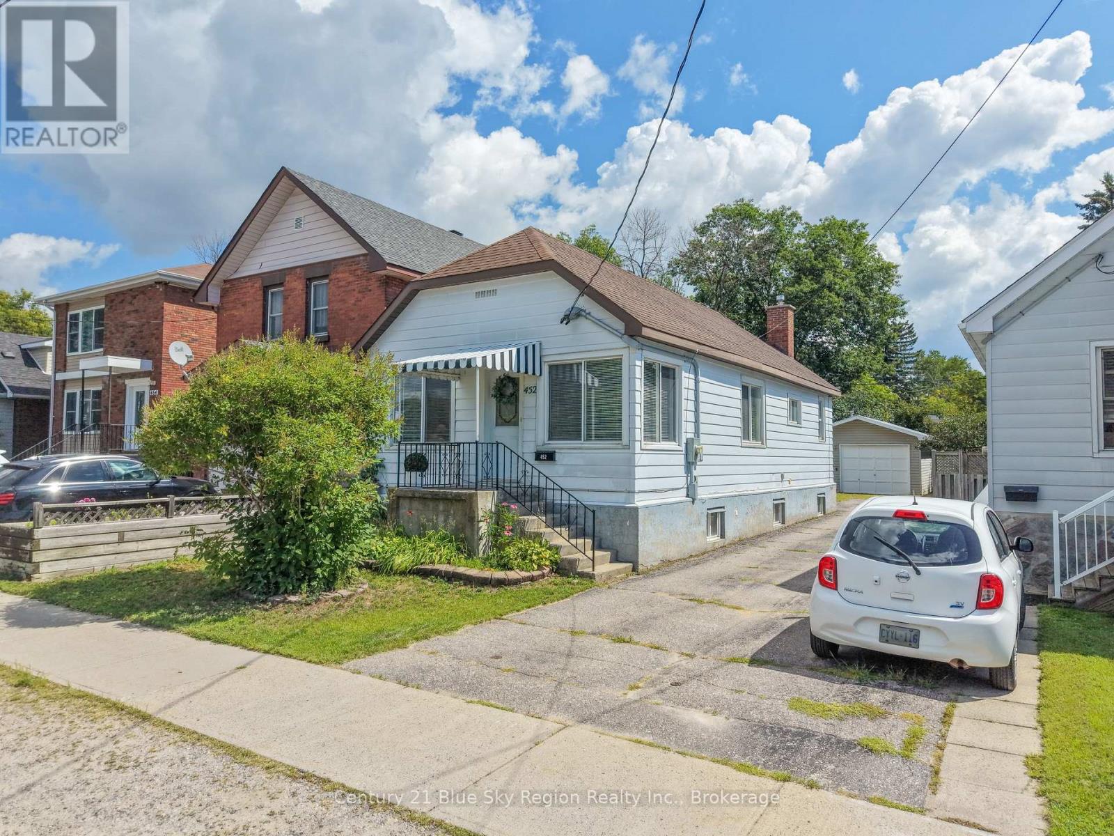 452 King Street W Property Photo 32