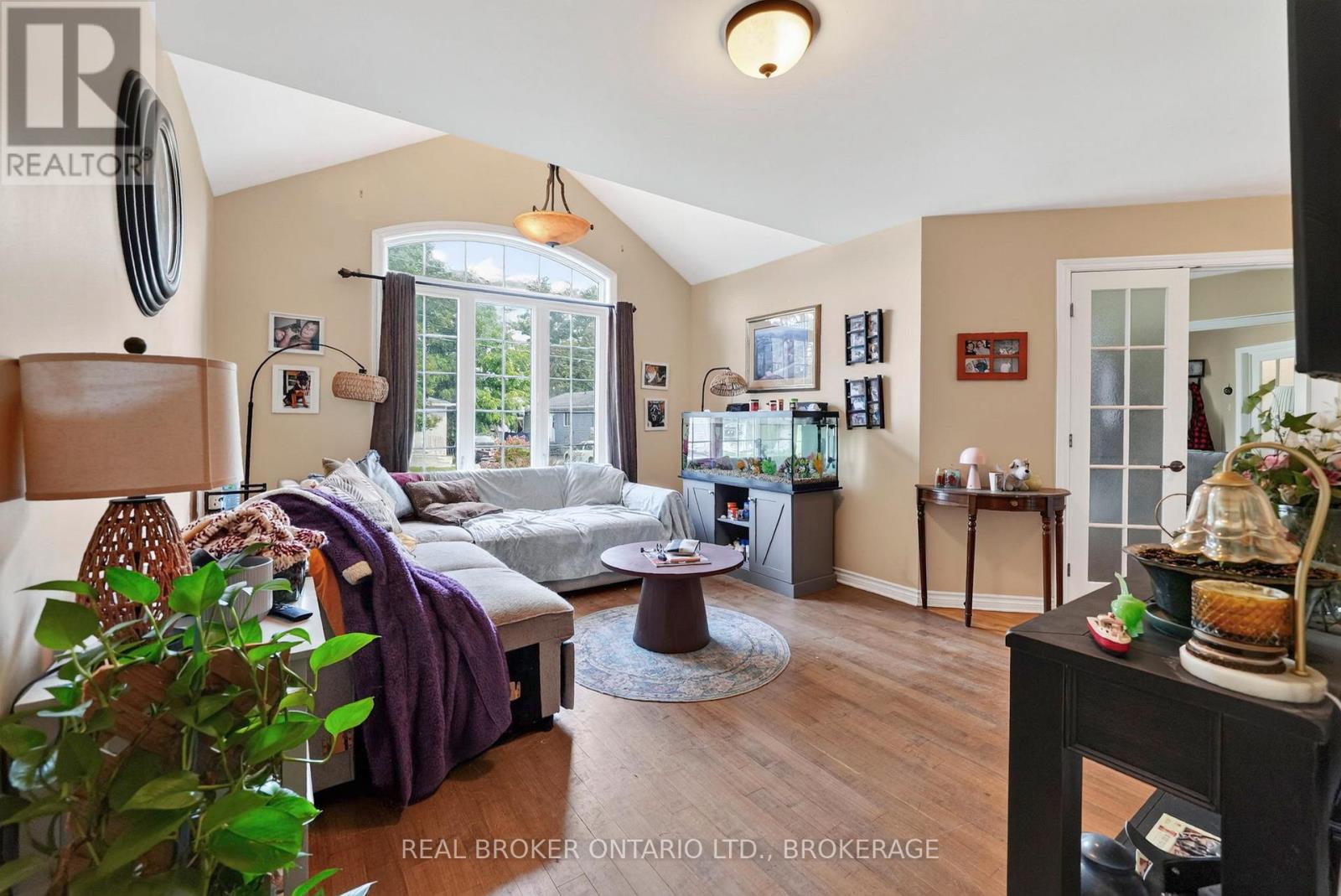 30 High Street Property Photo 4