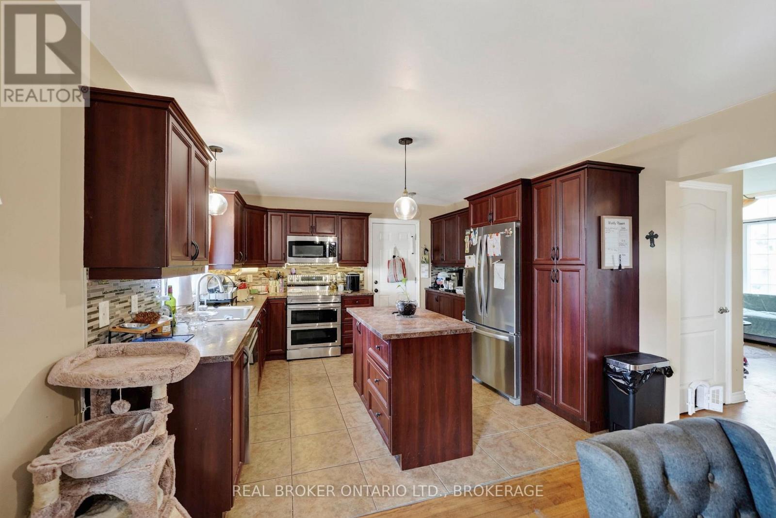 30 High Street Property Photo 7