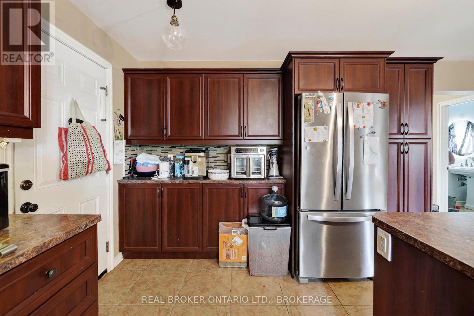 30 High Street Property Photo 10