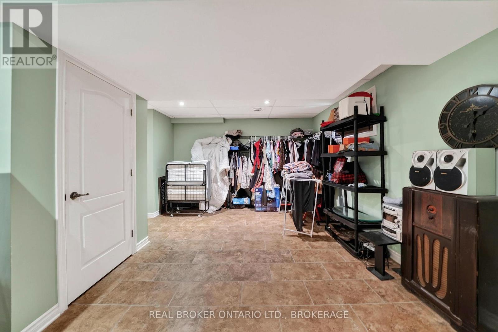 30 High Street Property Photo 19