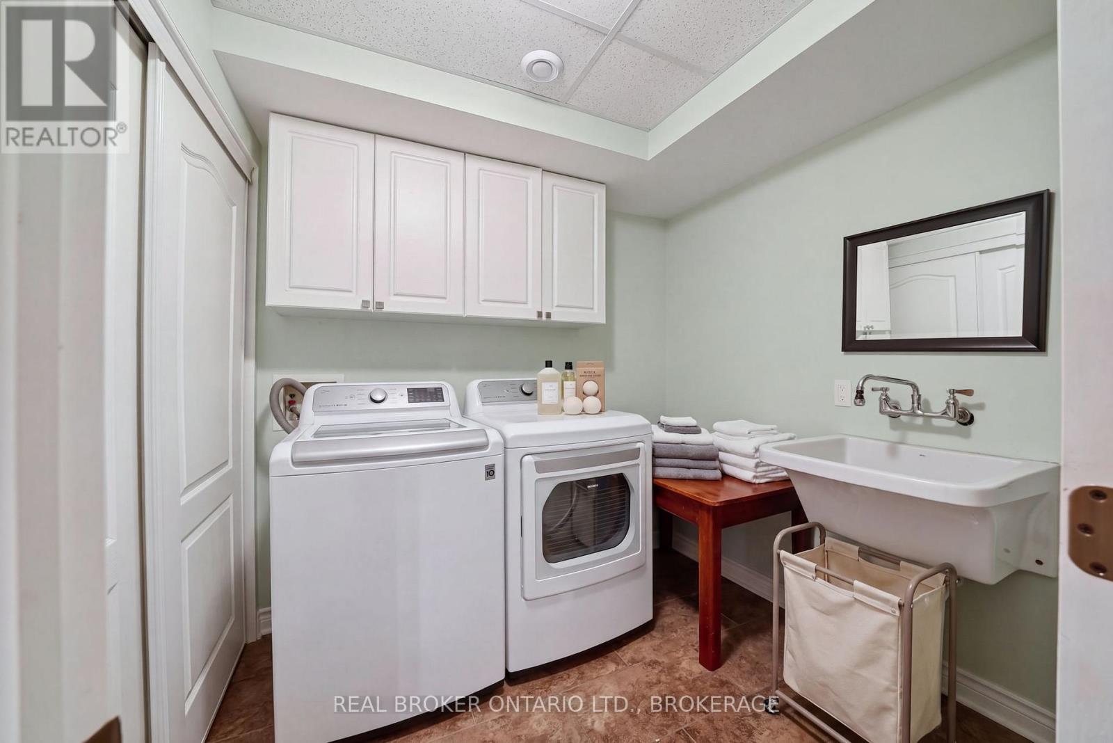 30 High Street Property Photo 21