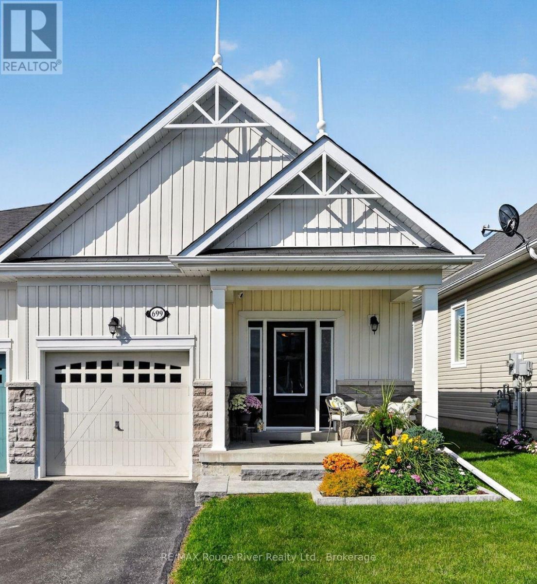 699 Fisher Street Property Photo 1