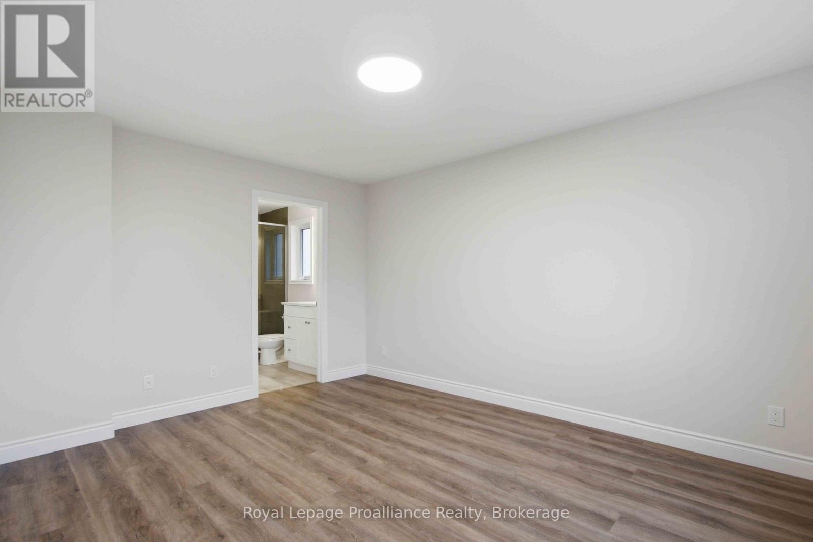 33 Clayton John Avenue Property Photo 12