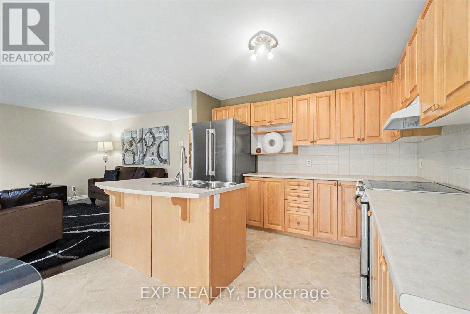 100 Rocky Hill Drive Property Photo 9