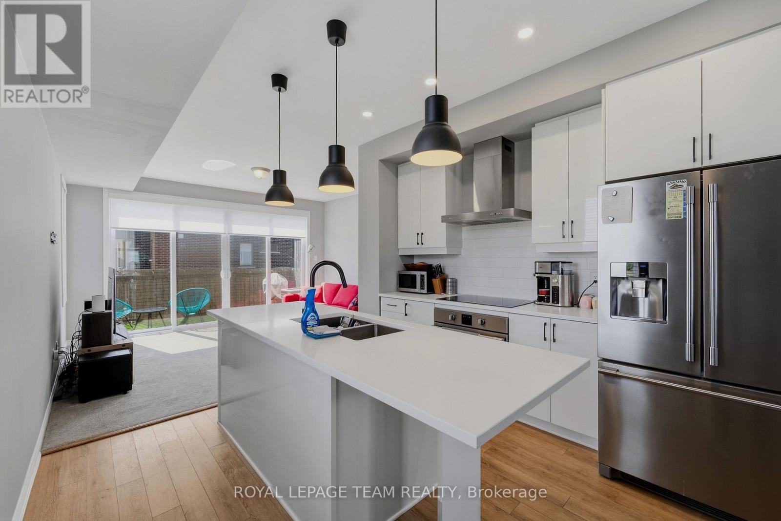1466 Hemlock Road Property Photo 11