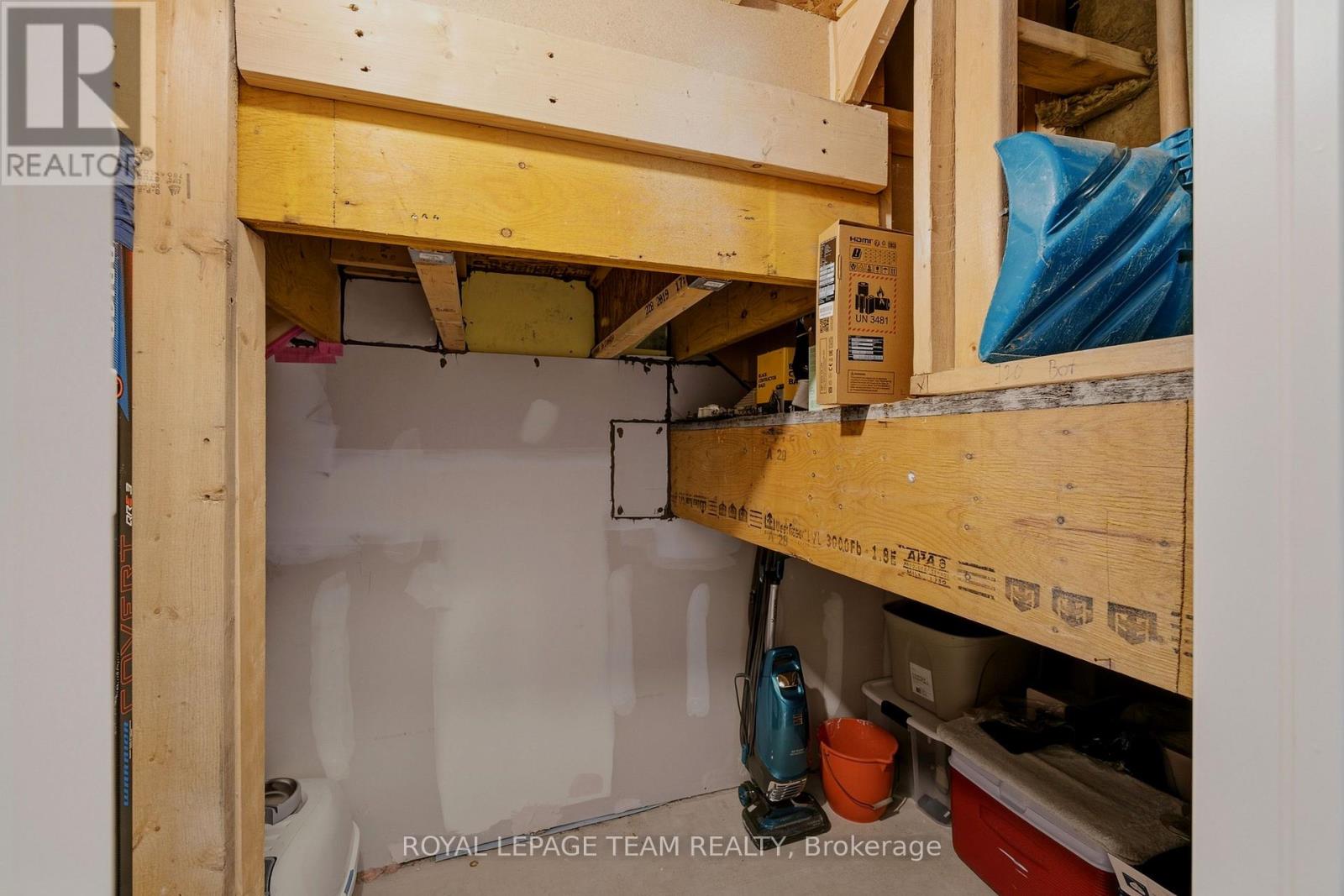 1466 Hemlock Road Property Photo 36