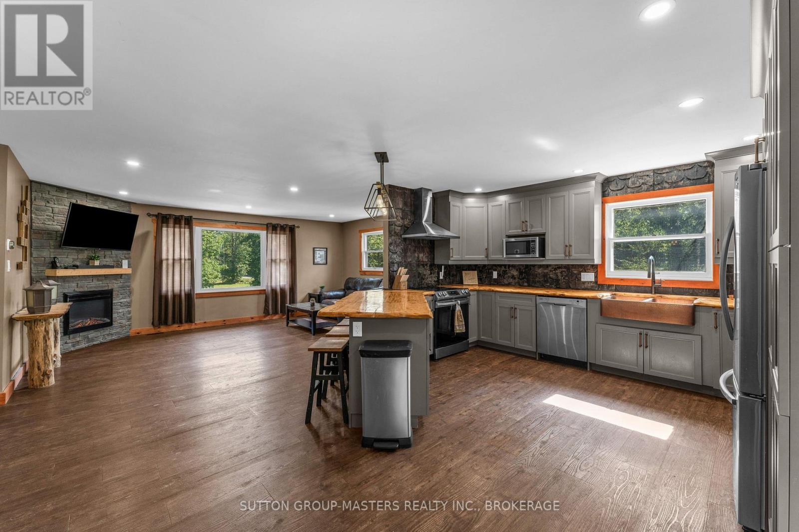 754 Church Road Property Photo 12