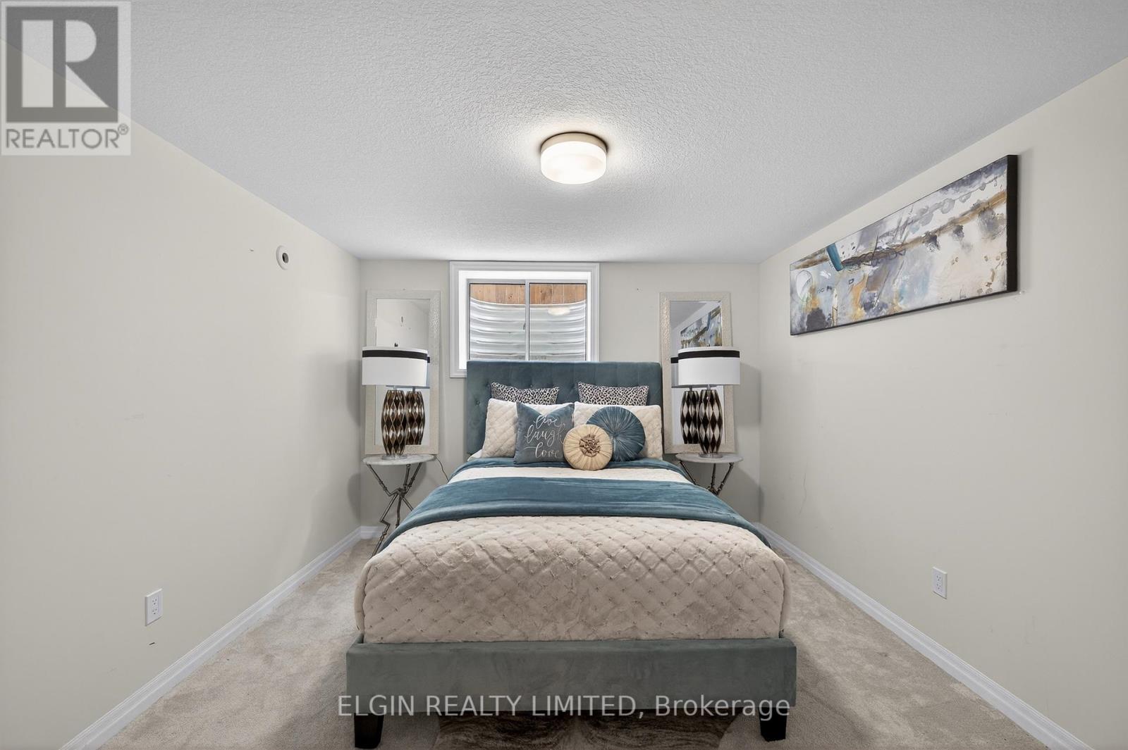 48 Snowy Owl Trail Property Photo 34