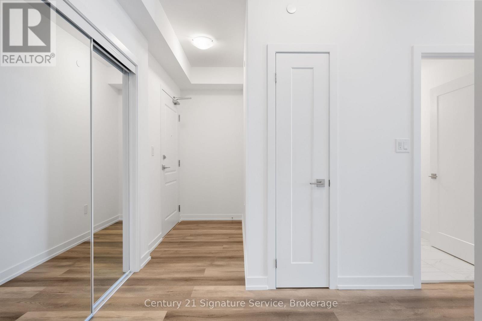 1013 - 470 Dundas Street E Property Photo 6