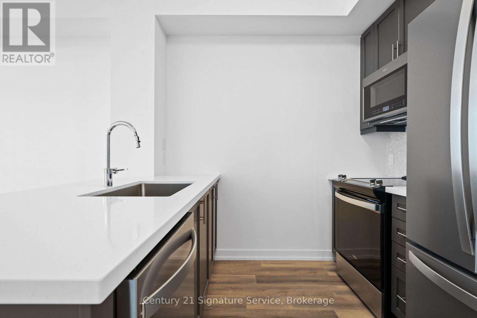 1013 - 470 Dundas Street E Property Photo 13