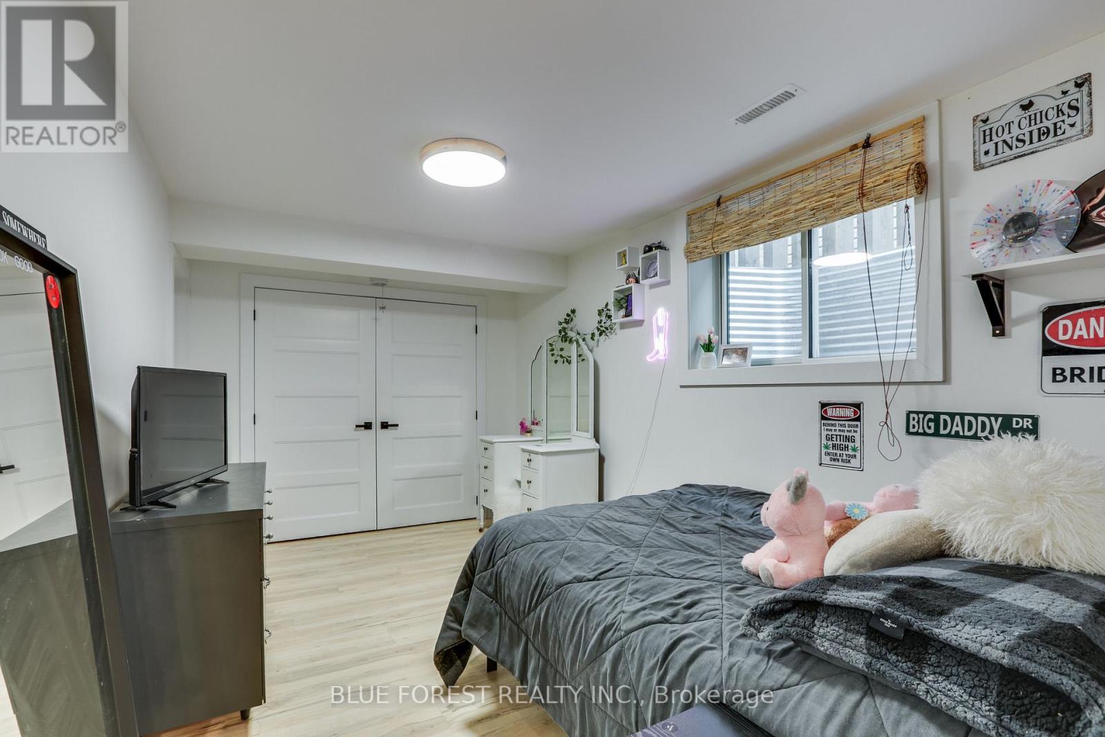 3 Meadowvale Drive Property Photo 17