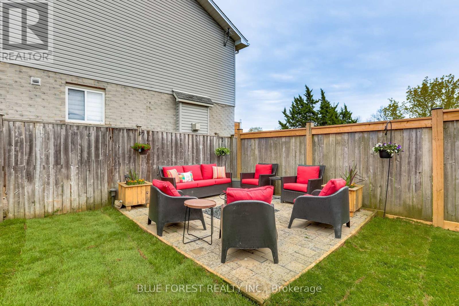 3 Meadowvale Drive Property Photo 22