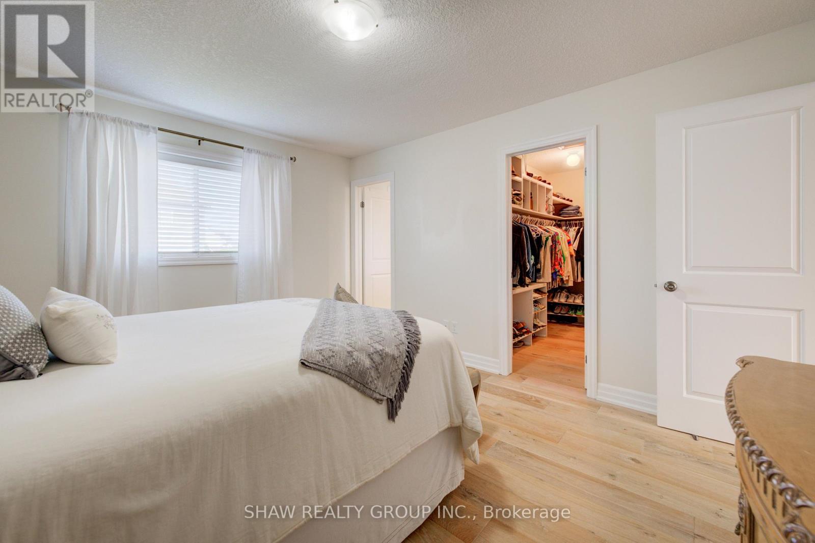 300 Watervale Crescent Property Photo 29