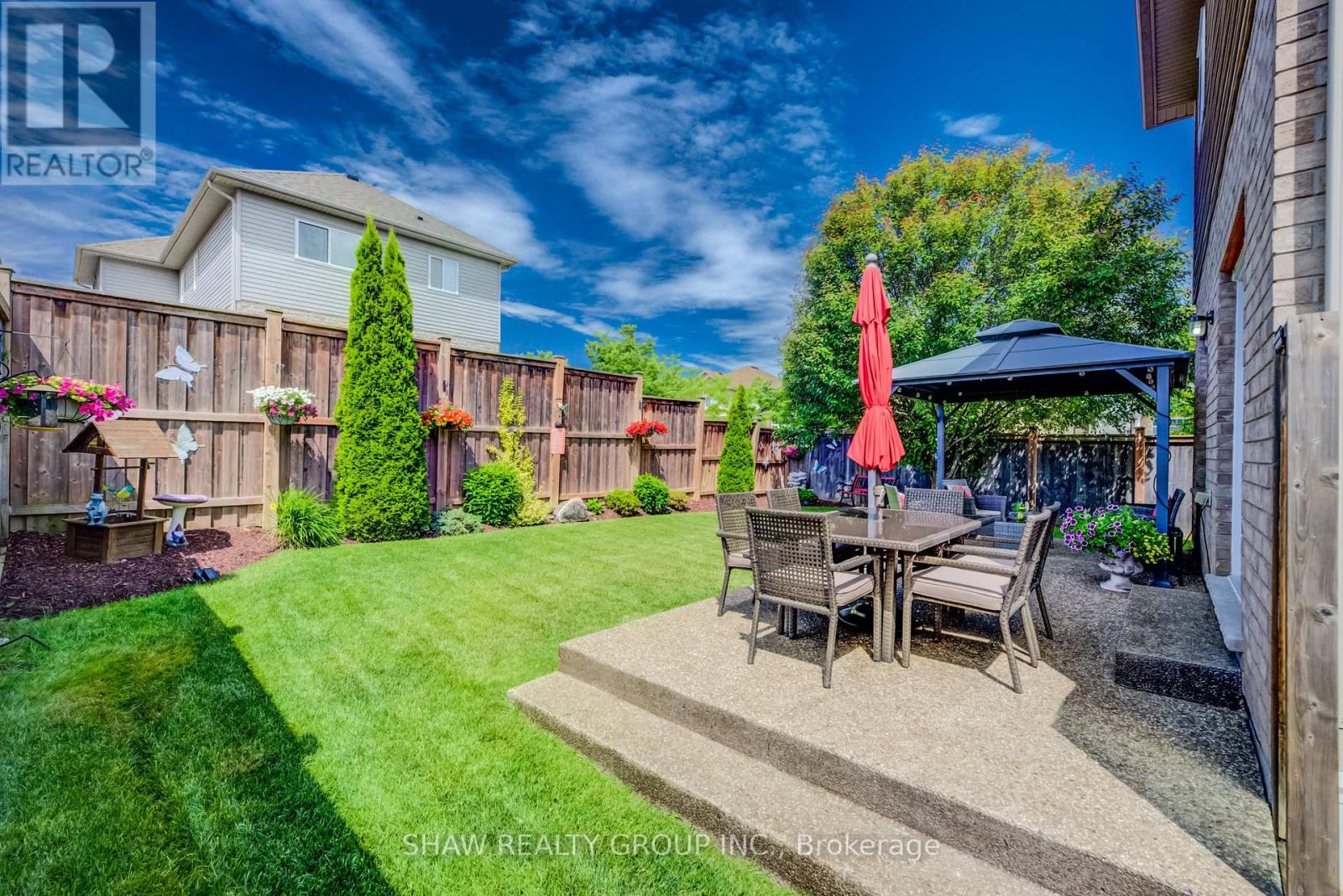 300 Watervale Crescent Property Photo 39