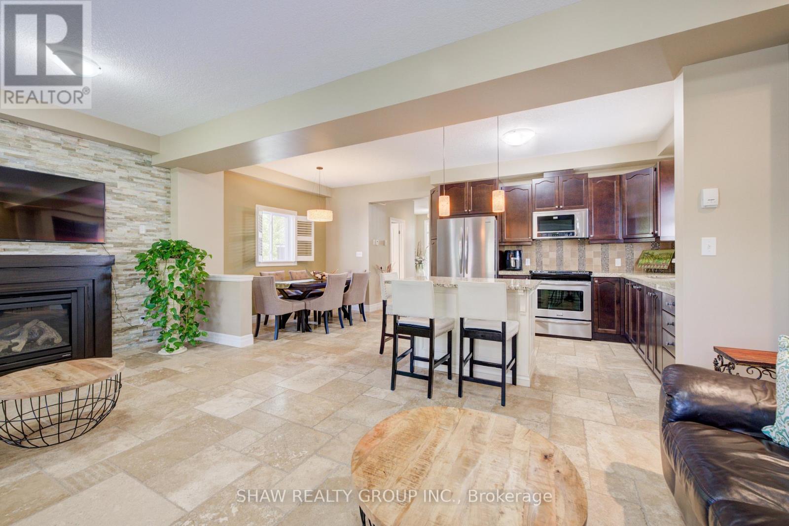 300 Watervale Crescent Property Photo 45