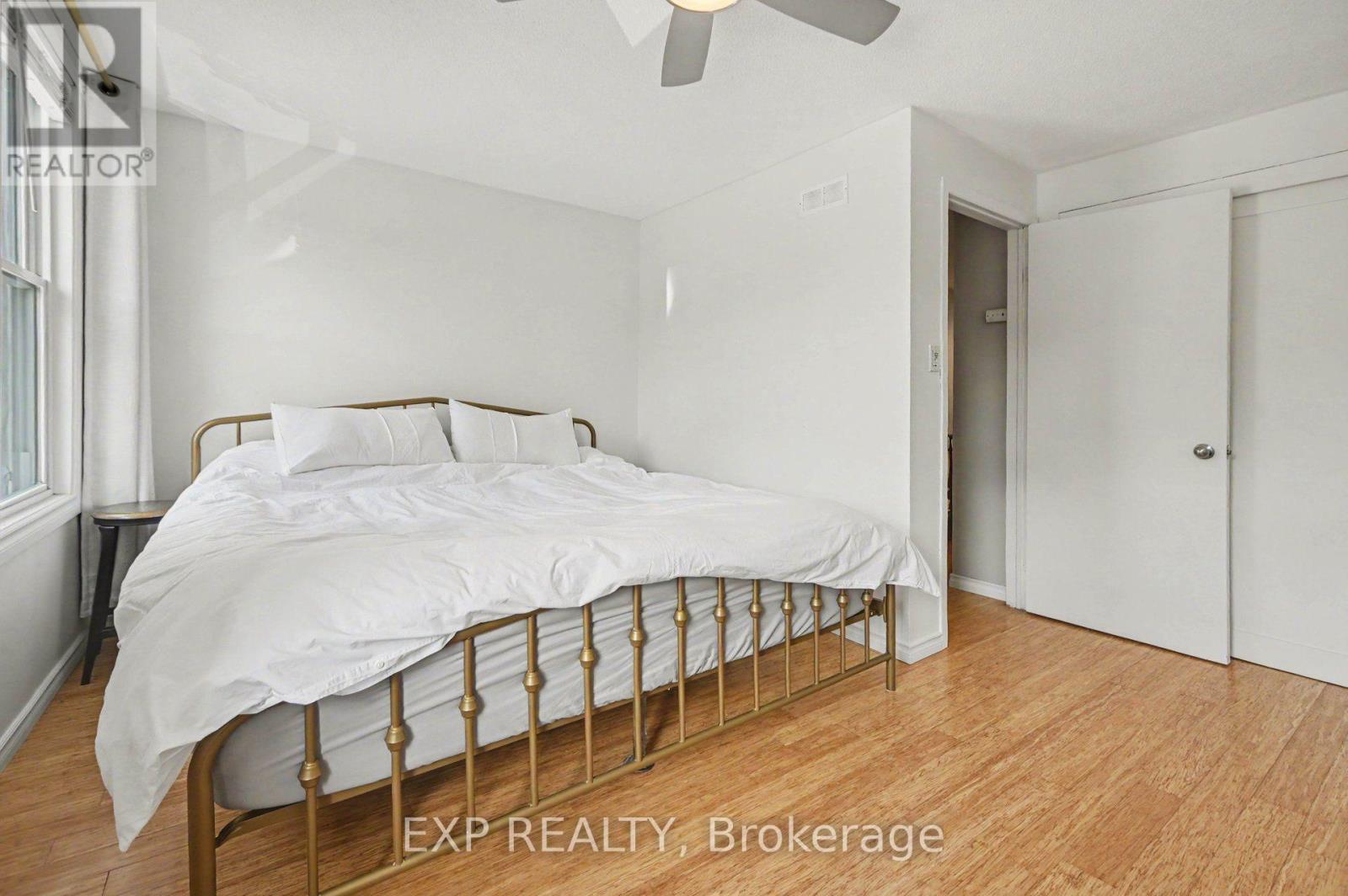 541 Bay Street Property Photo 26