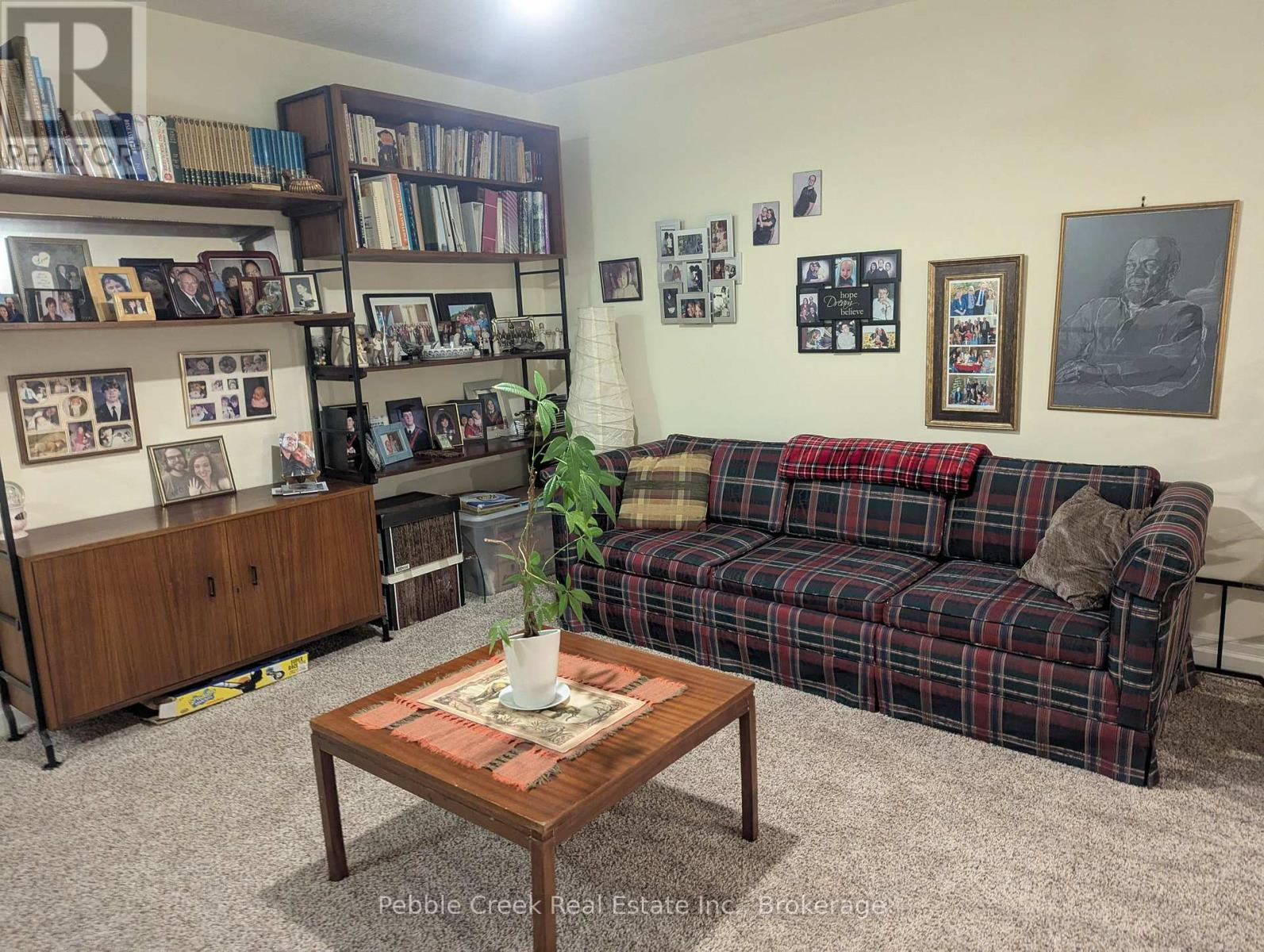 16 - 27 Fairhaven Lane Property Photo 14