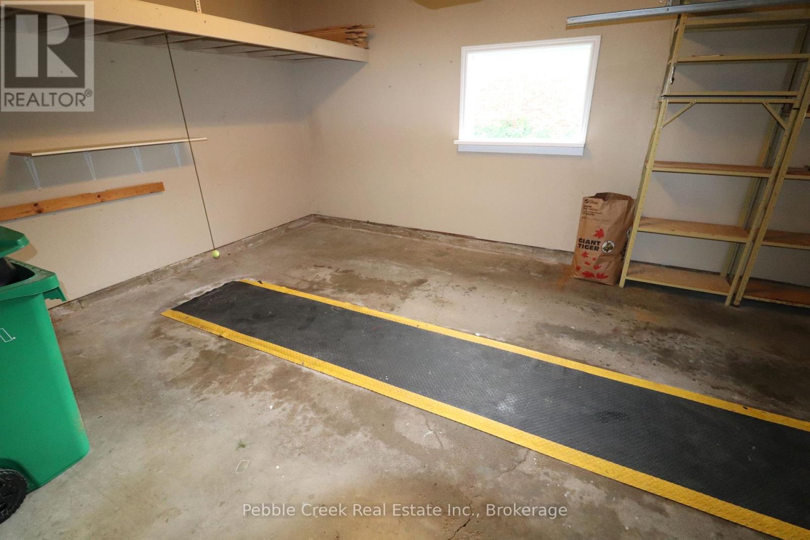 21 Suncoast Drive W Property Photo 31