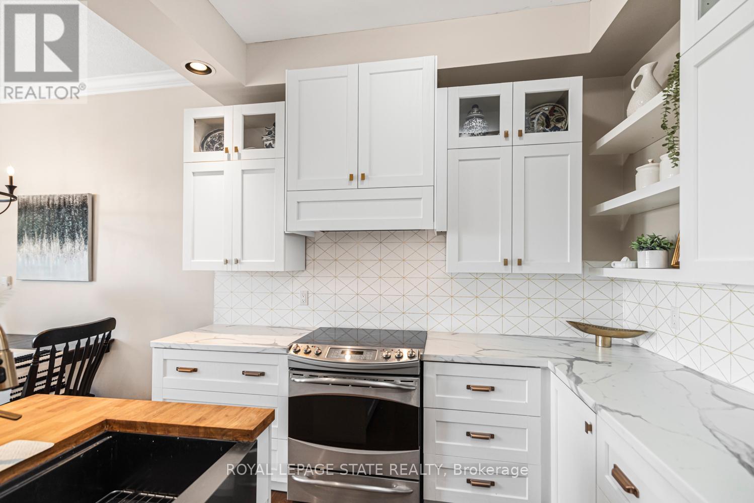 311 - 262 Dundas Street E Property Photo 14