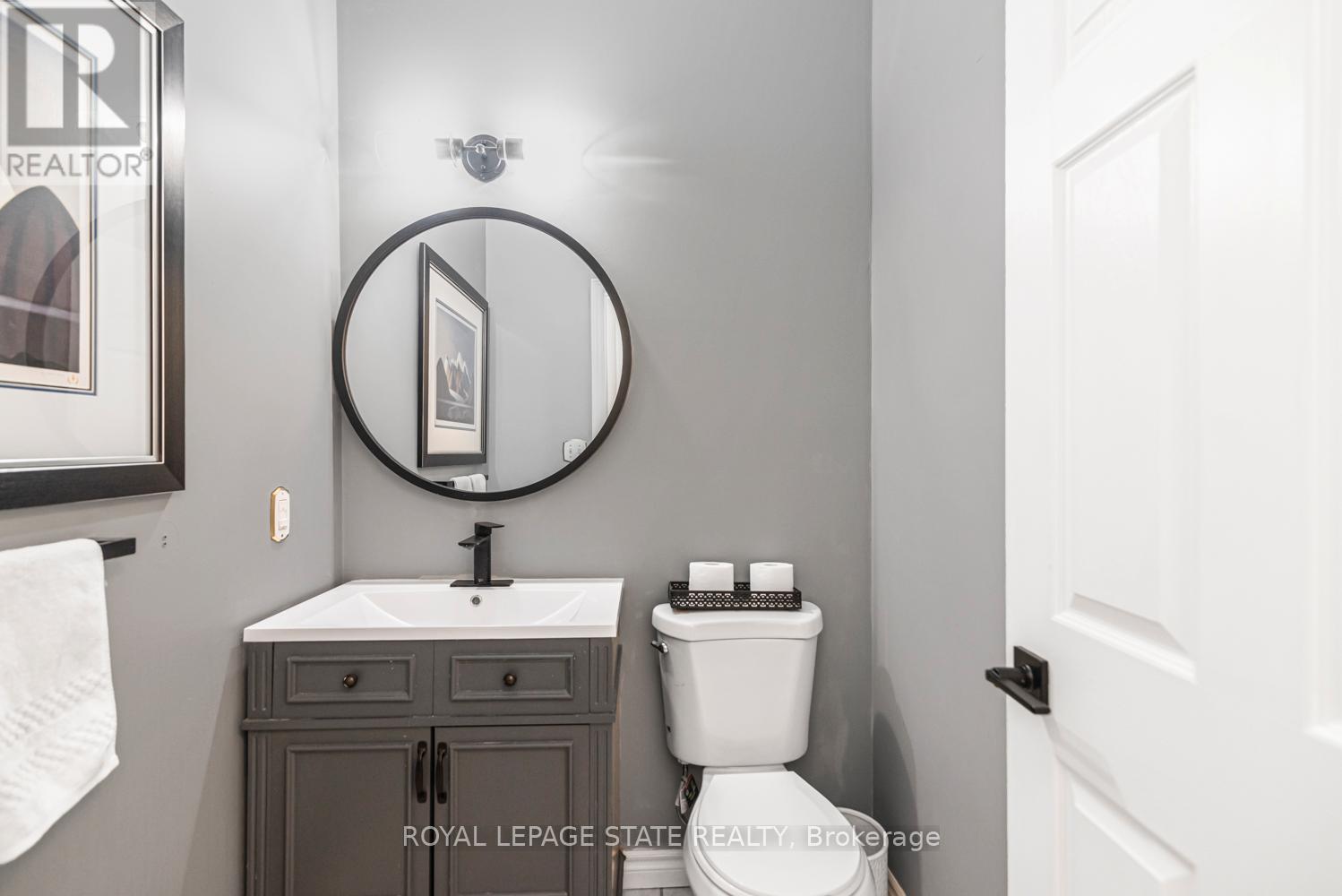 311 - 262 Dundas Street E Property Photo 17