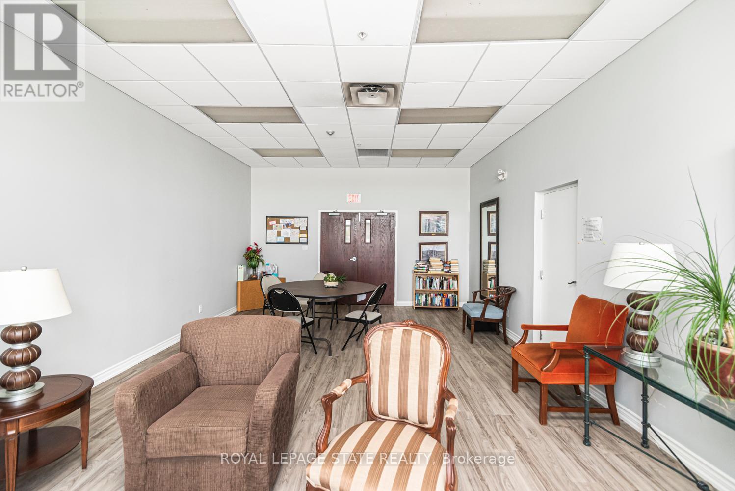 311 - 262 Dundas Street E Property Photo 39