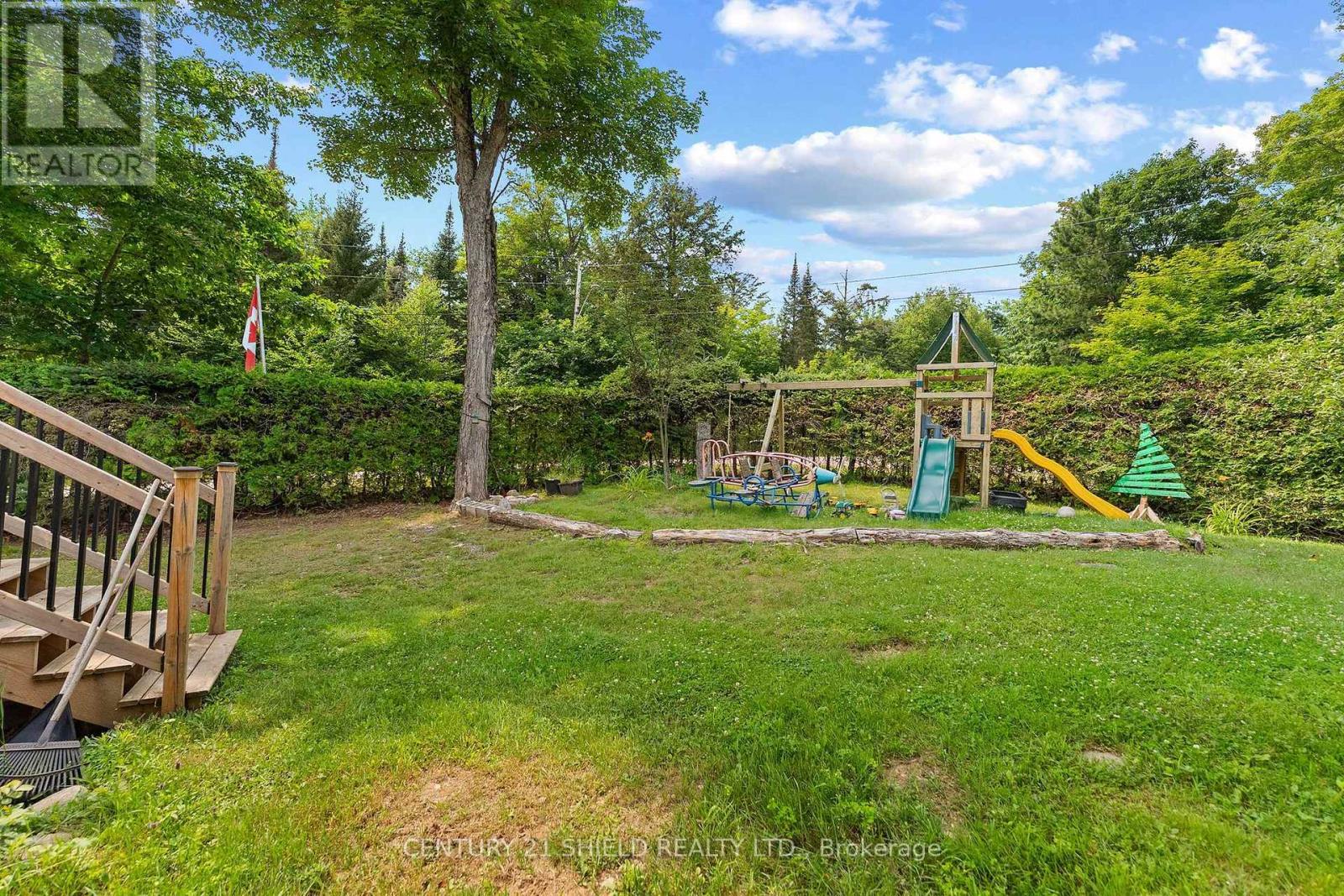 121 Maple Drive Property Photo 36