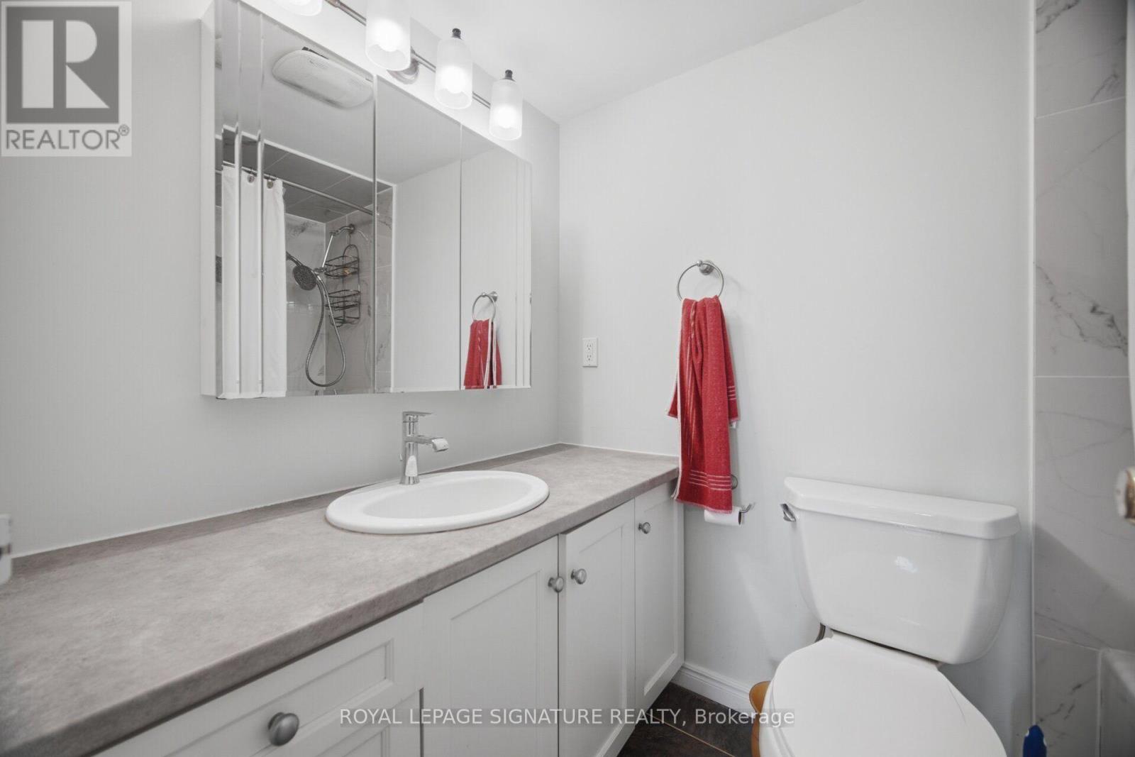 802 - 375 King Street N Property Photo 19