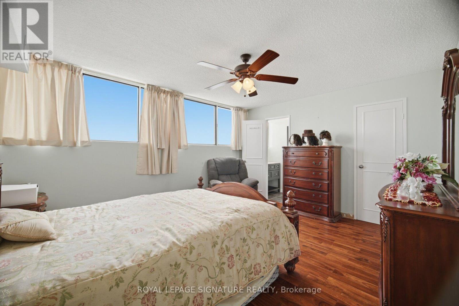 802 - 375 King Street N Property Photo 24