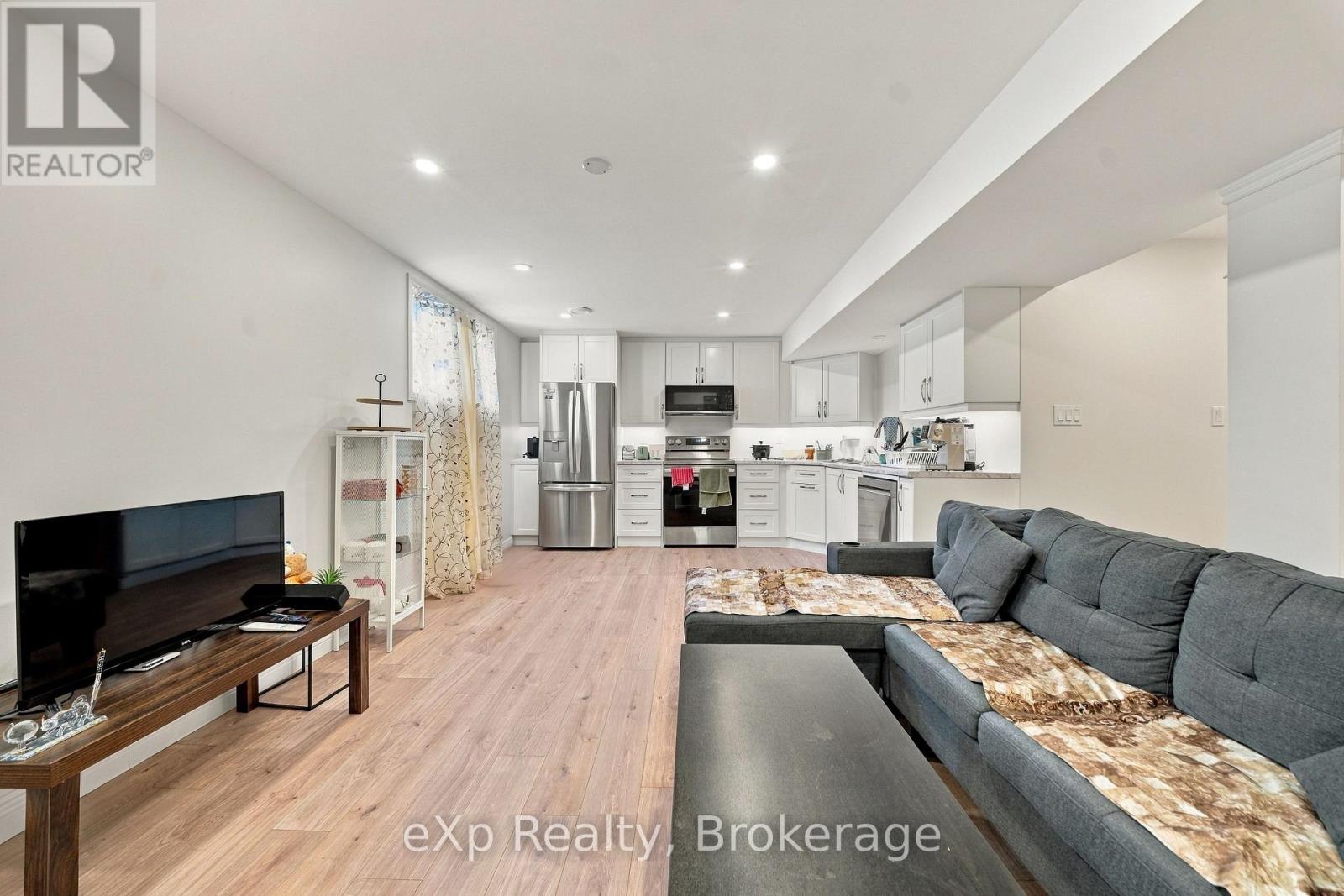 5 Mavety Court Property Photo 18