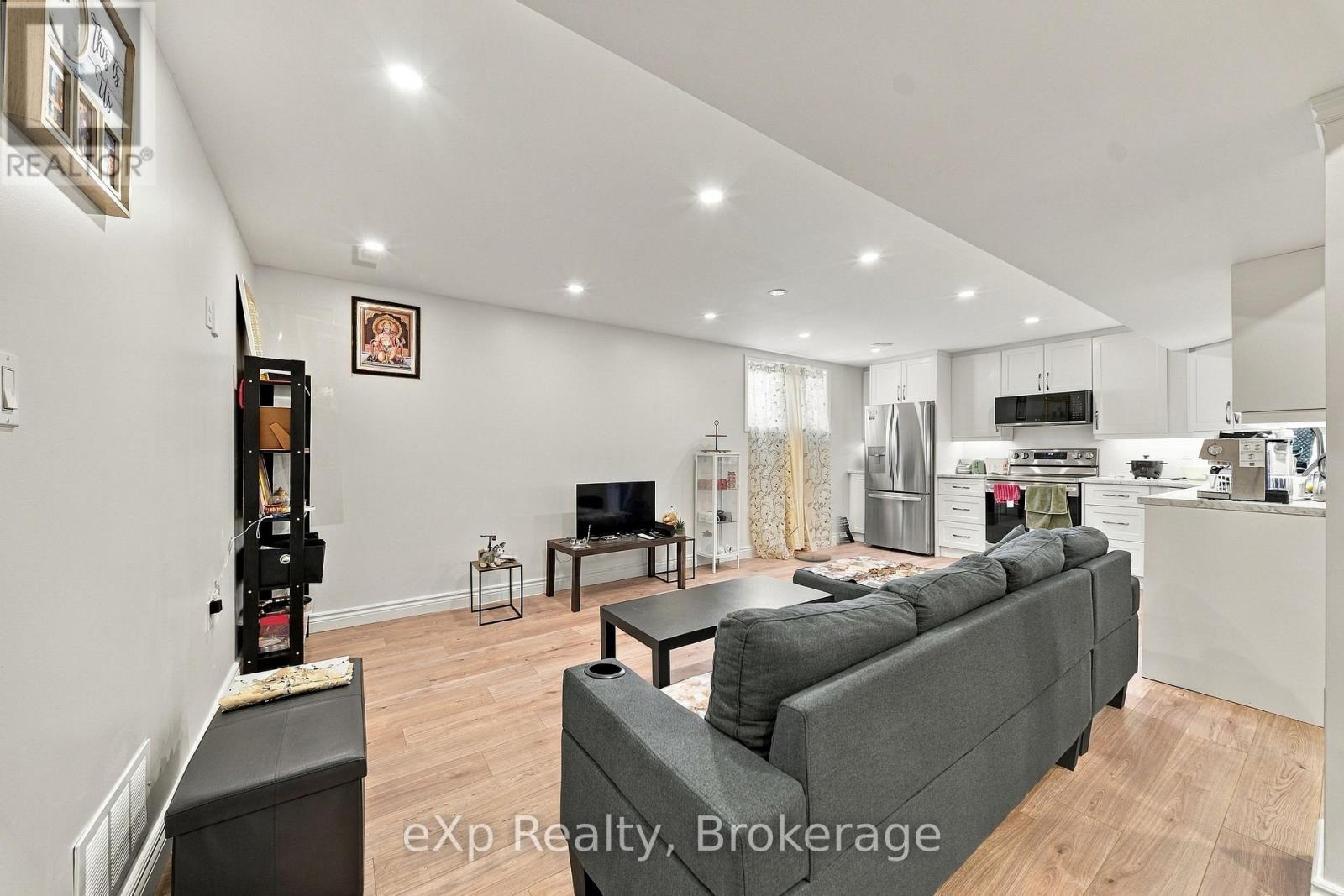 5 Mavety Court Property Photo 22