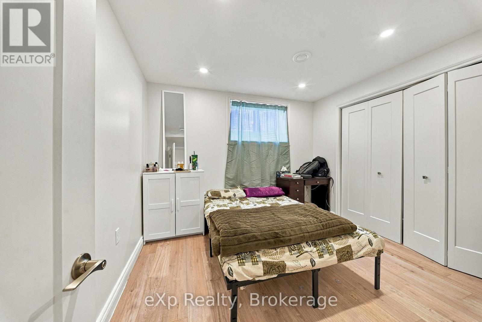 5 Mavety Court Property Photo 24