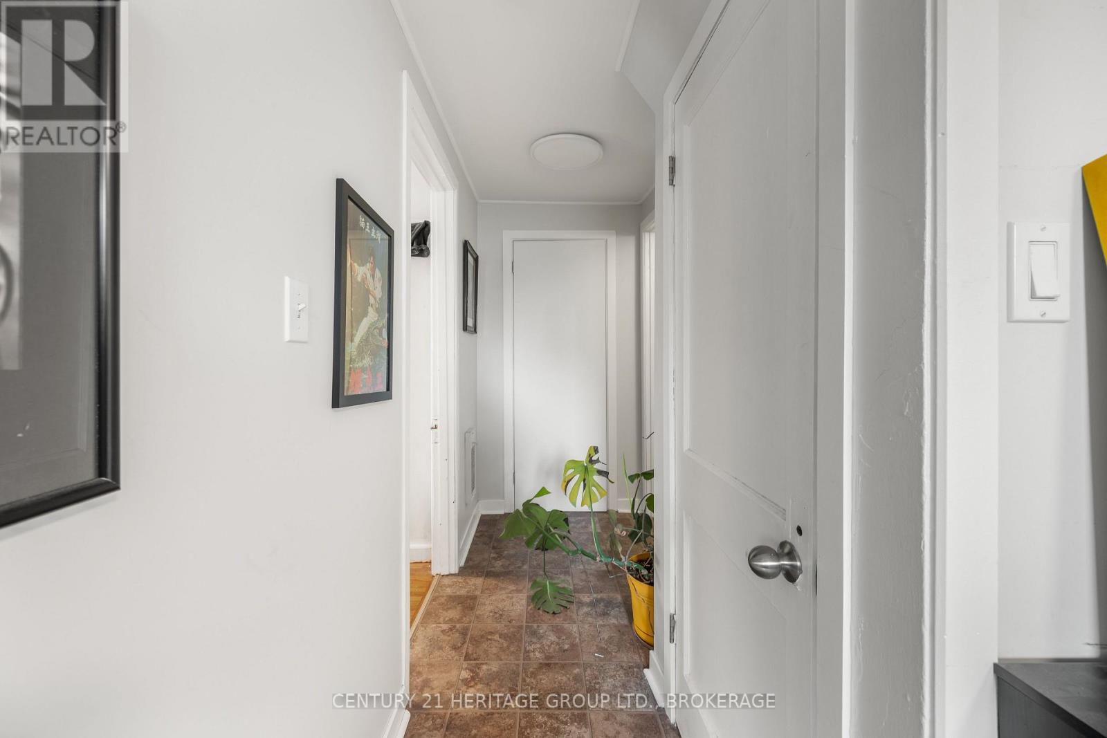 432 Barrie Street Property Photo 7
