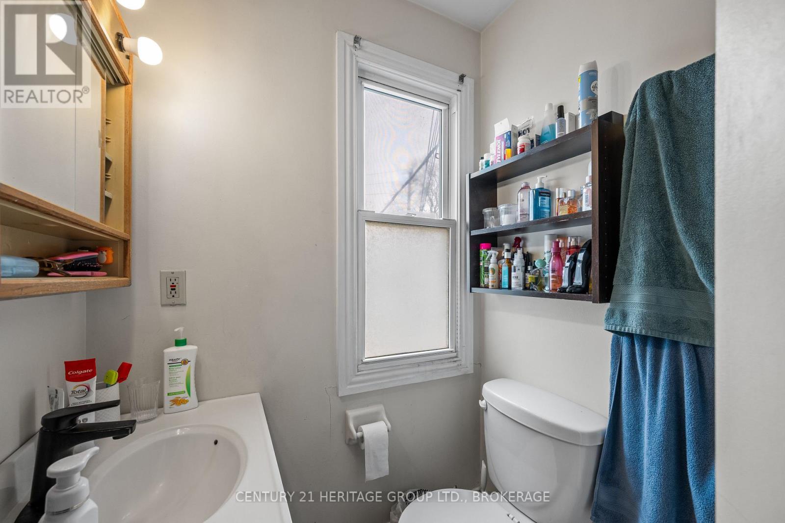432 Barrie Street Property Photo 30