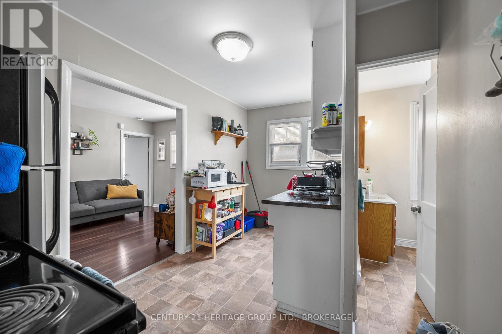 432 Barrie Street Property Photo 39